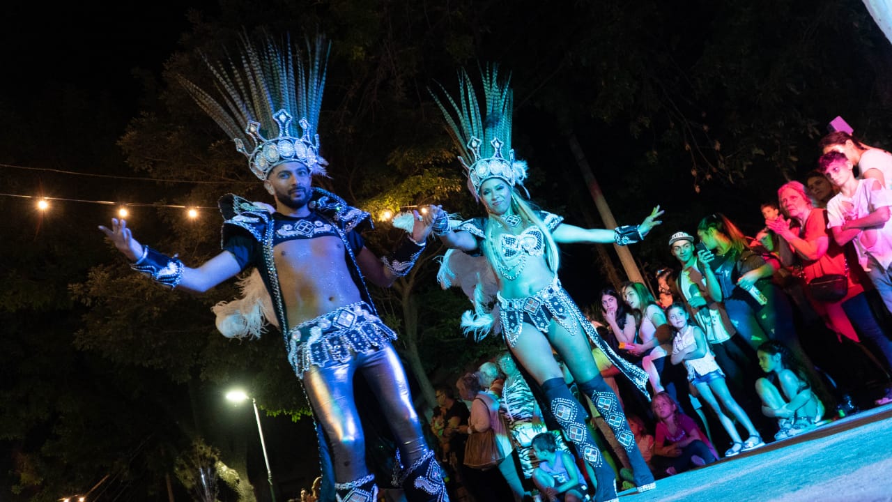 Funes tuvo su fiesta de Carnaval como cierre del fin de semana largo